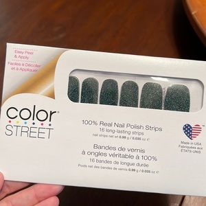 NWT - Color Street - Gaelic Greenery - Retired